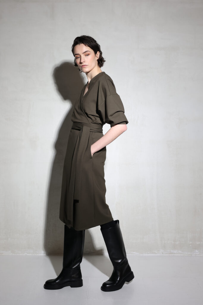 Kimonokleit khaki